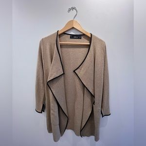Zara Beige Sweater size M